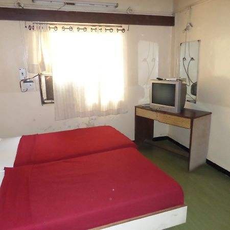 Hotel Sadanand Sāngli Exteriér fotografie