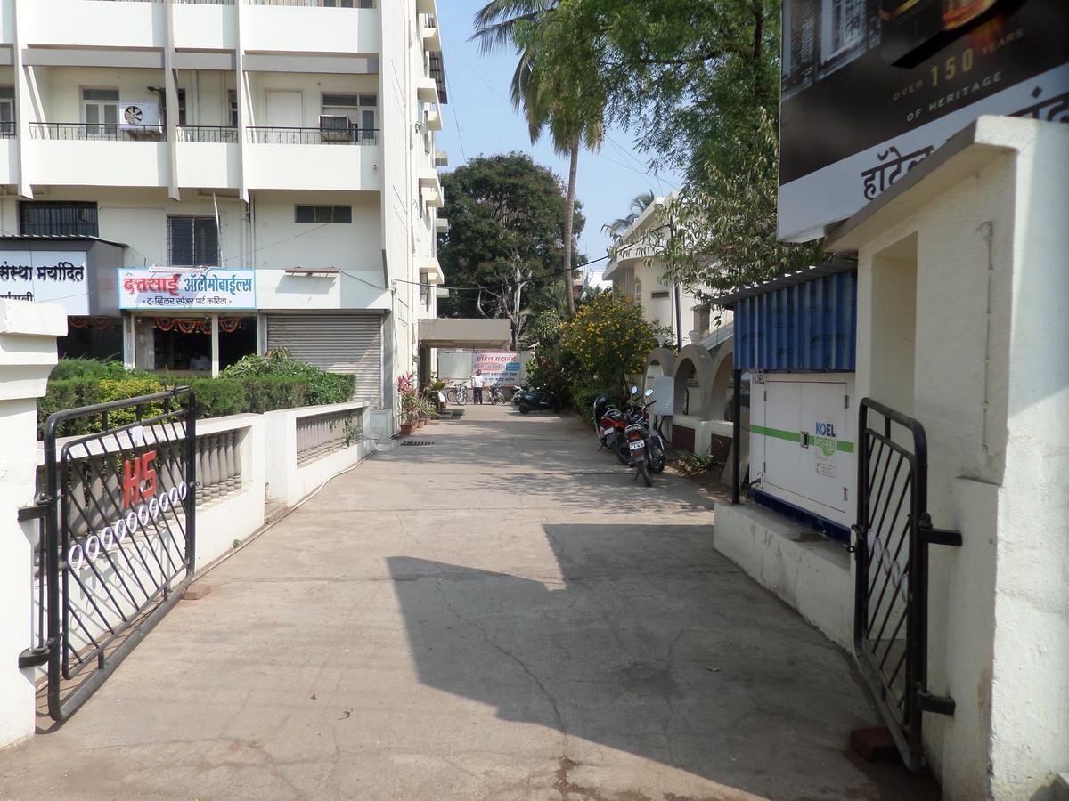 Hotel Sadanand Sāngli Exteriér fotografie