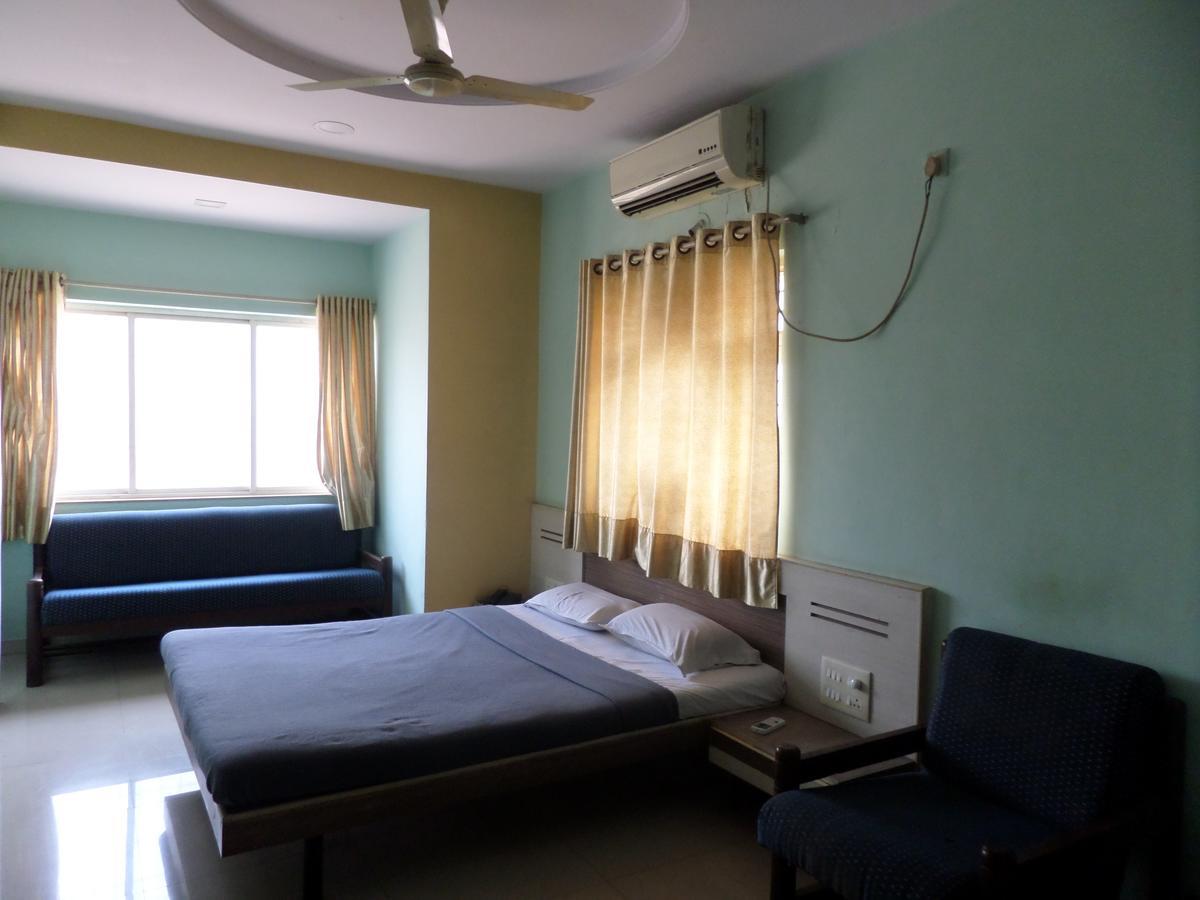 Hotel Sadanand Sāngli Exteriér fotografie