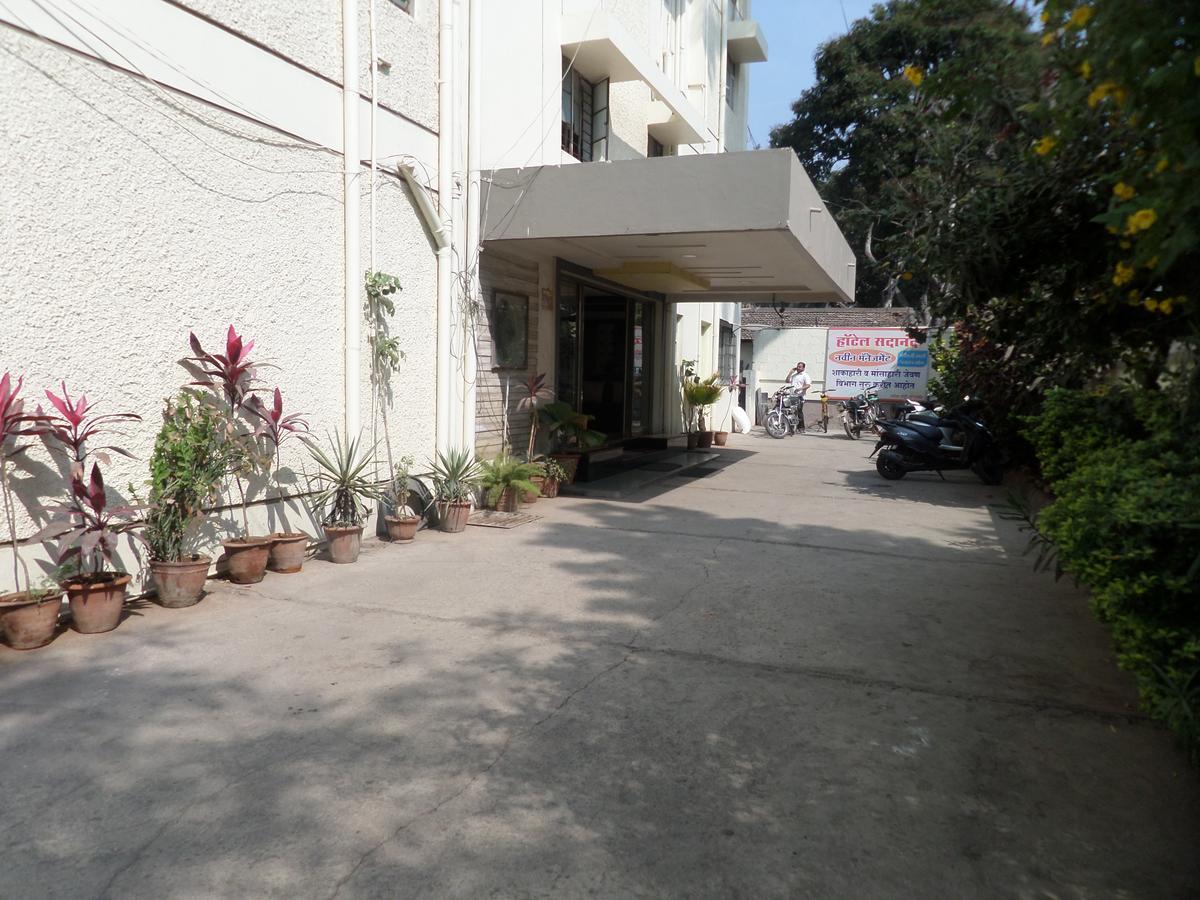 Hotel Sadanand Sāngli Exteriér fotografie